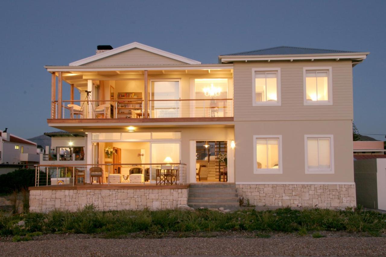 138 Marine Beachfront Guesthouse Hermanus Ngoại thất bức ảnh