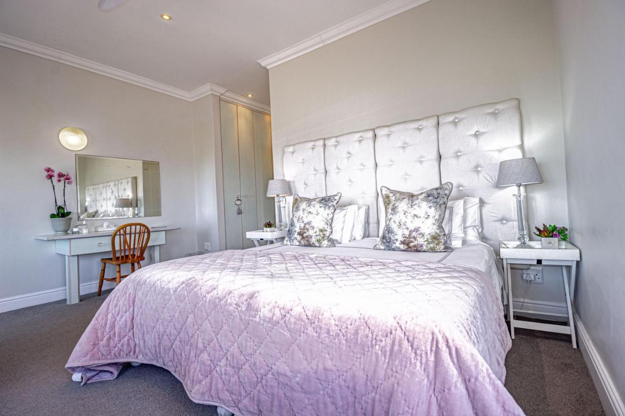 138 Marine Beachfront Guesthouse Hermanus Ngoại thất bức ảnh