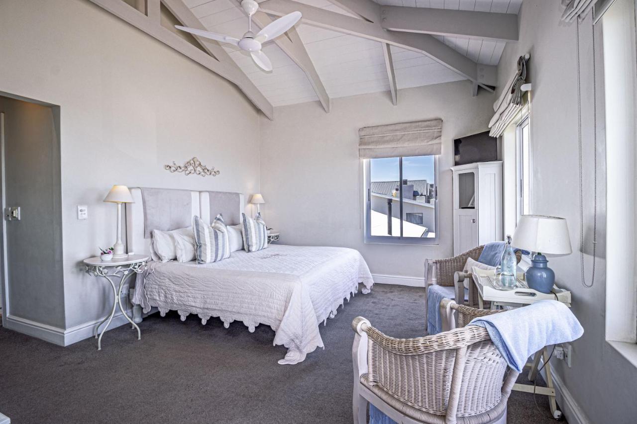 138 Marine Beachfront Guesthouse Hermanus Ngoại thất bức ảnh