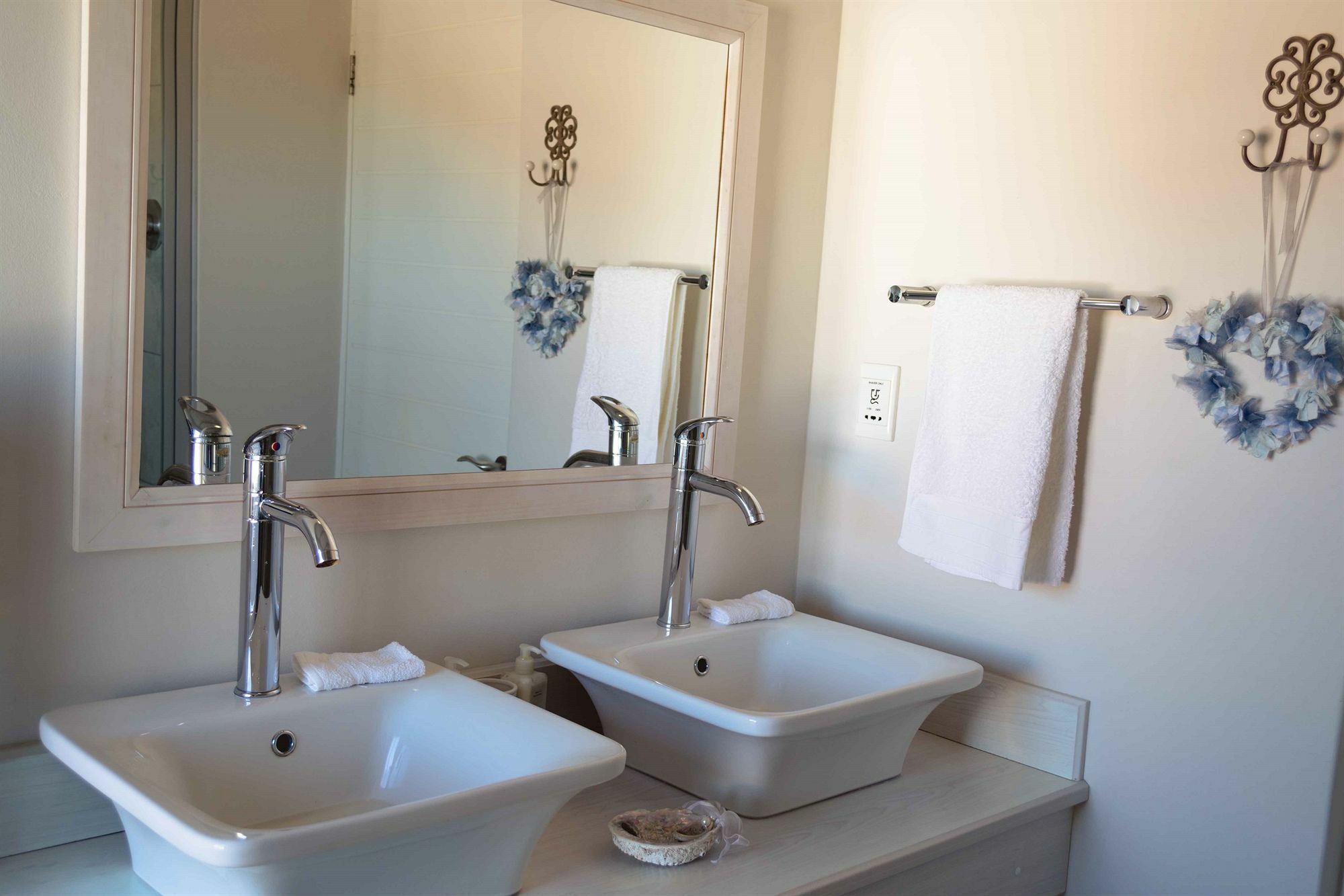 138 Marine Beachfront Guesthouse Hermanus Ngoại thất bức ảnh