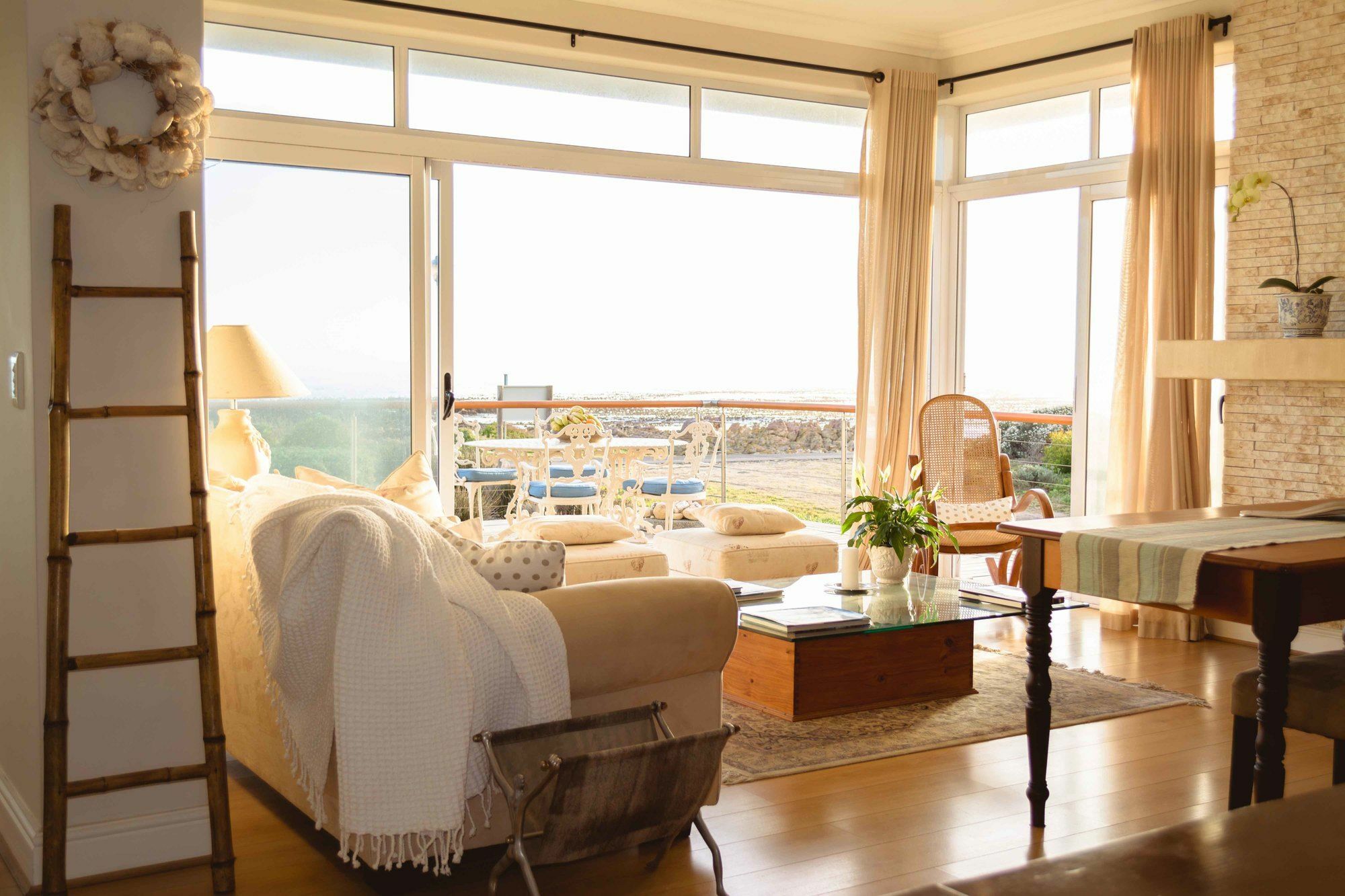 138 Marine Beachfront Guesthouse Hermanus Ngoại thất bức ảnh