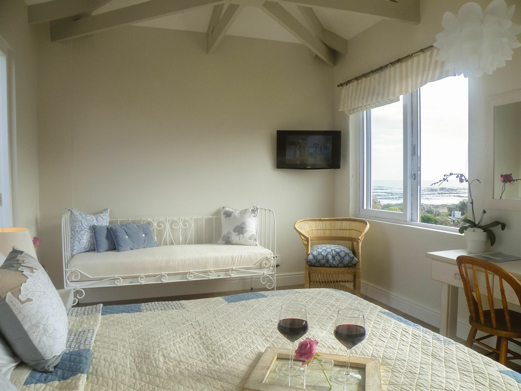 138 Marine Beachfront Guesthouse Hermanus Ngoại thất bức ảnh
